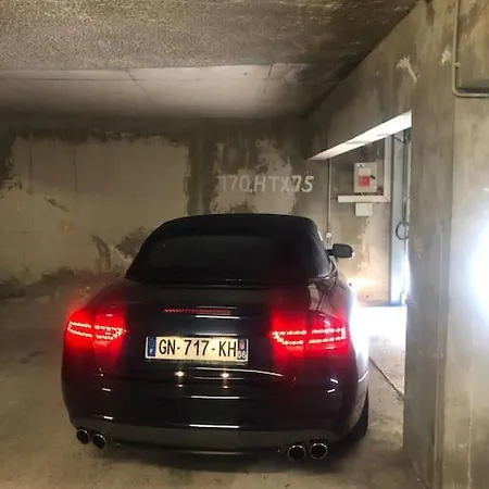 Apartment Climatise 2 Pieces Vue Terasse Parking
