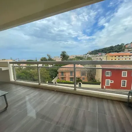 Climatise 2 Pieces Vue Terasse Parking