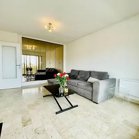 Climatise 2 Pieces Vue Terasse Parking * Rocabruna
